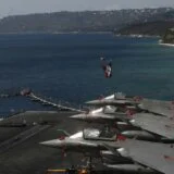 Pao avion kod Krita, spasioci izvukli iz mora putnike bez svesti 7