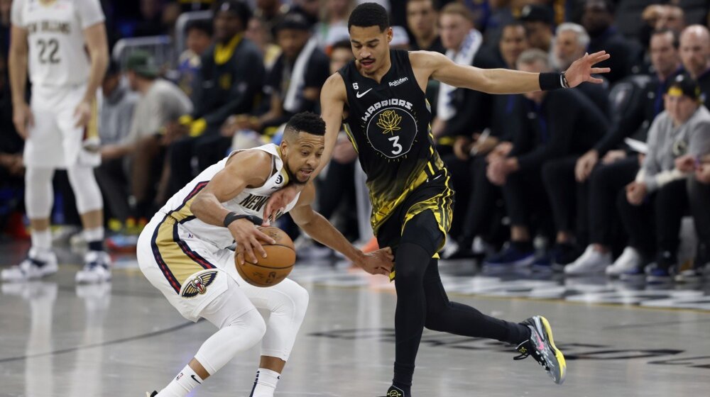 Si-Džej Mekalum mora na pauzu 1