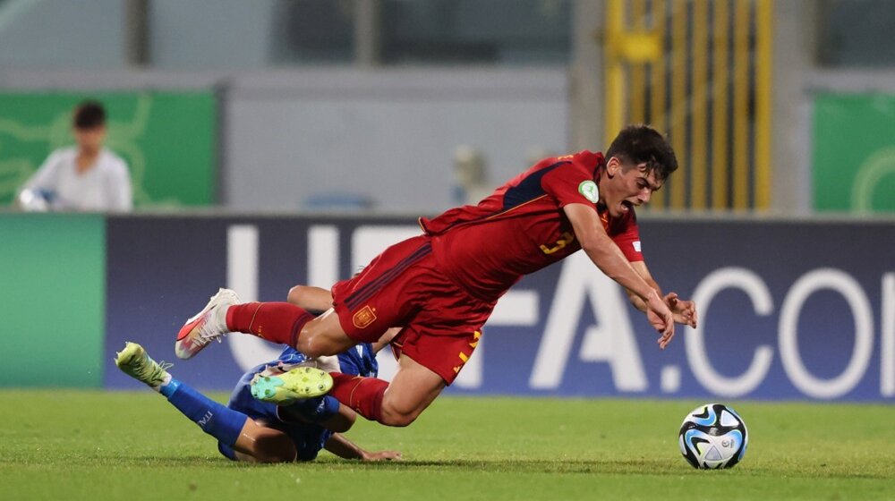 Bojan Krkić obišao Aleksa Valjea i potvrdio da Barselona računa na njega 1