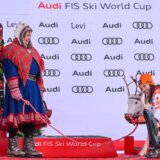 Prvi slalom u Svetskom kupu: Petra Vlhova dostigla Janicu Kostelić 5