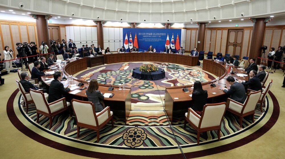 Zvaničnici Južne Koreje, Japana i Kine o oživljavanju saradnje 1