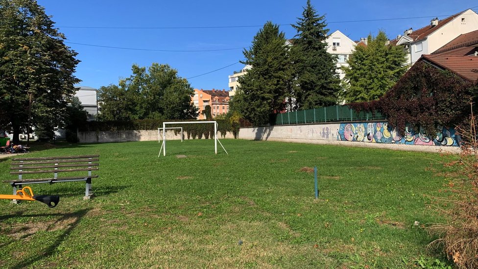 Srbija: Siguran prostor za decu sa problemima u ponašanju 'gde se ne osećaju usamljeno' 4 Dnevni boravak, Novi Sad