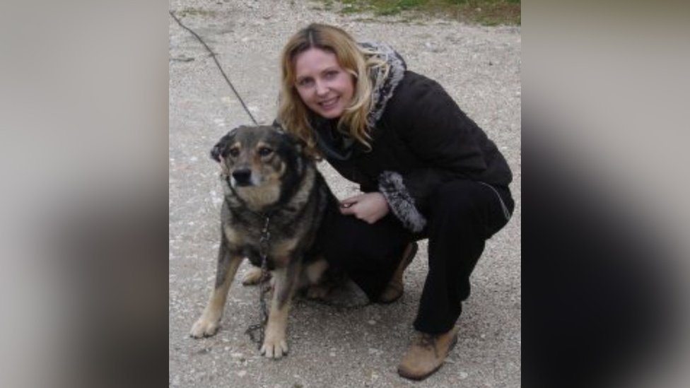 Životinje: Zašto je ženka psa podojila napušteno leglo mačića 4 Dr Rejčel Grant