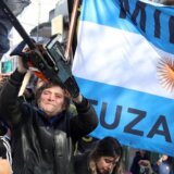 Argentina i politika: Desničar Havijer Milei izabran za novog predsednika, obećavao da će spaliti centralnu banku 4