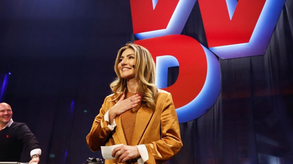 Izbori u Holandiji: Dramatična pobeda antiislamskog populiste i desničara Gerta Vildera 2 Planirano je da Dilan Jesilgoz bude premijerka, ali nije uspela da izjednači njen rejting u anketi