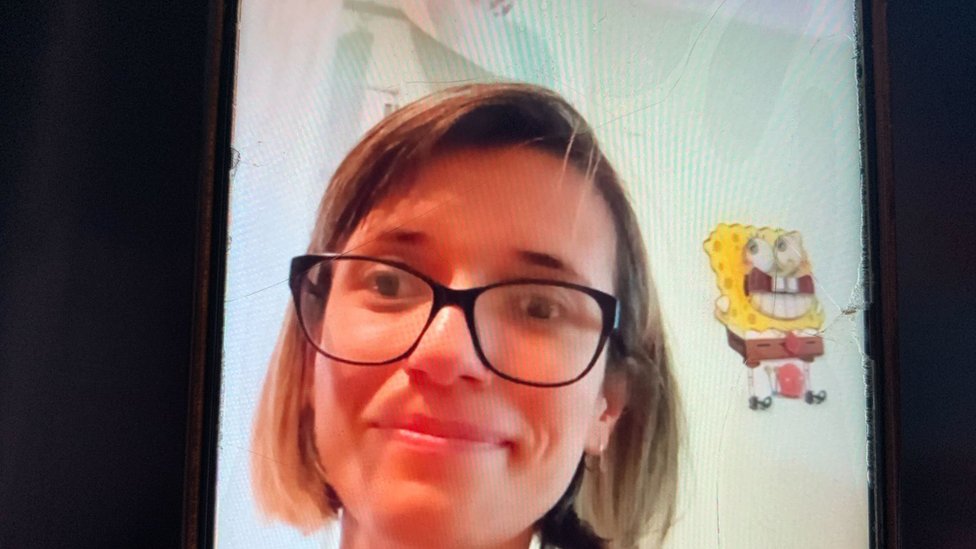 BBC 100 žena: Marijeta Mojašević je invaliditet prihvatila kao „partnera" 1 Marijeta je diplomirana socijalna radnica