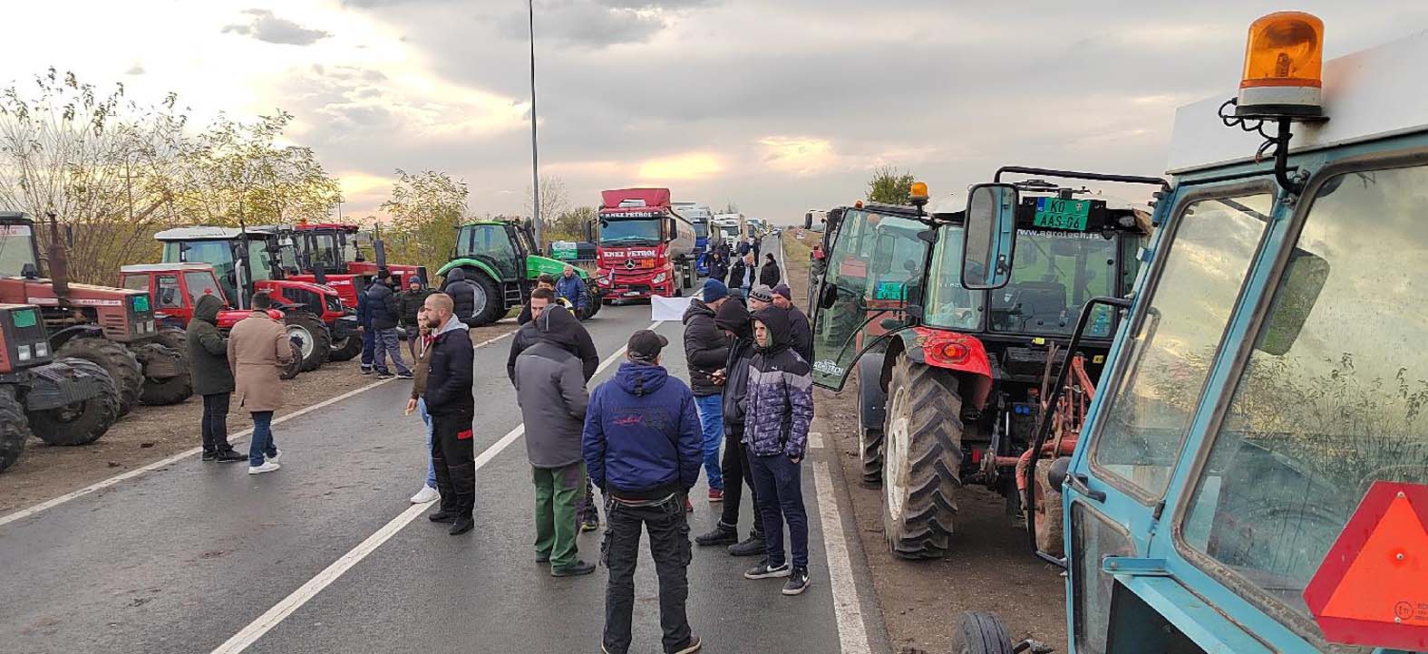 Protesti poljoprivrednika ušli u drugu nedelju, u utorak blokada Temerinskog mosta 3