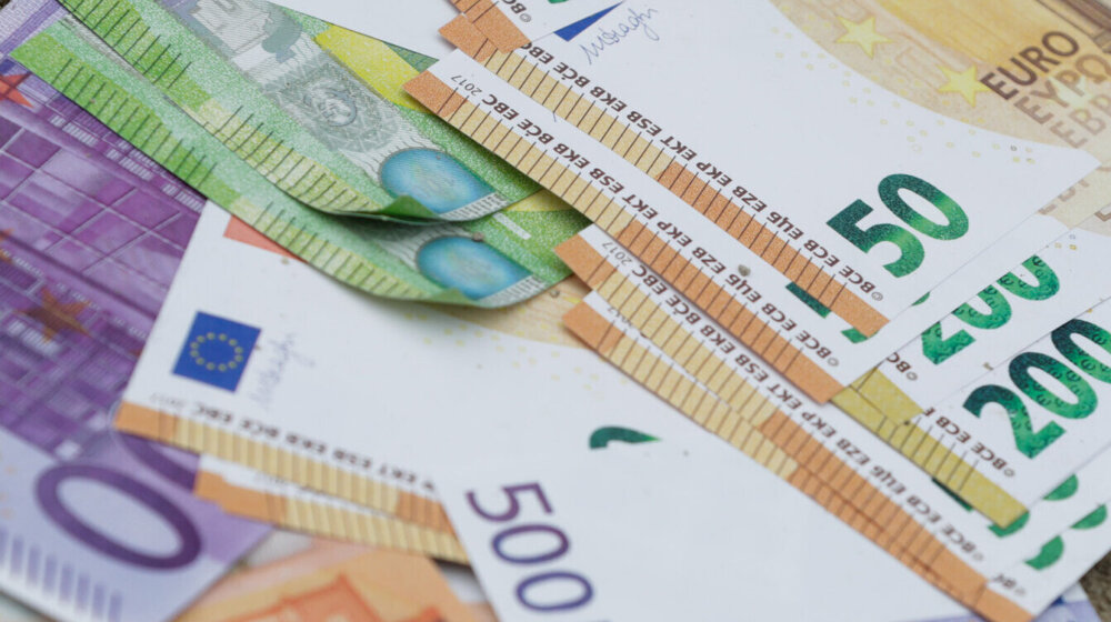 Centralna banka Kosova: Evro od 1. februara jedino sredstvo plaćanja 1
