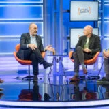 "Glasajte za bilo koga, samo glasajte": Gosti u Utisku nedelje o predstojećim izborima 10