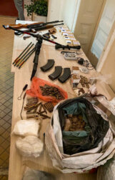 Policija zaplenila veću količinu droge i oružja, uhapšena dva albanska državljanina (FOTO) 8