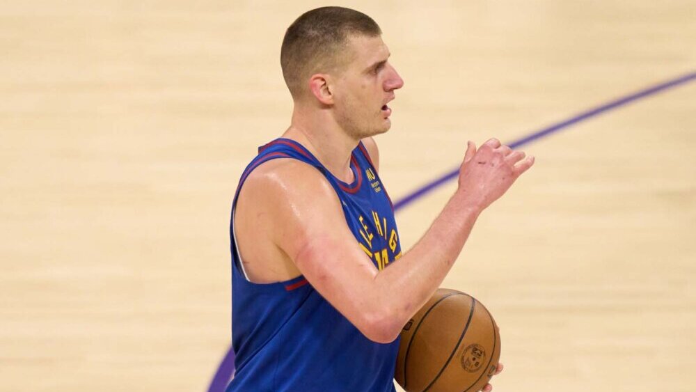 Dvojici Nikola koji su potpisali za SNS 2 Dvojici Nikola koji su potpisali za SNS 2