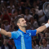 Đoković i Bopana - stari, ali zlatni: Susret dvojice najstarijih prvih "reketa" u singlu i u dublu (VIDEO) 1