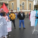 Zaposleni Kliničkog centra Srbije održali štrajk upozorenja 9