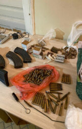Policija zaplenila veću količinu droge i oružja, uhapšena dva albanska državljanina (FOTO) 7