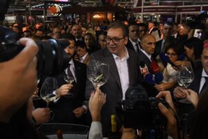 Predsednik Srbije Aleksandar Vučić izjavio je danas na otvaranju Vinske vizije "Otvorenog Balkana" da taj sajam zauzima četvrto mesto na rang listi vinskih sajmova, odmah iza Italije, Nemačke i Francuske.