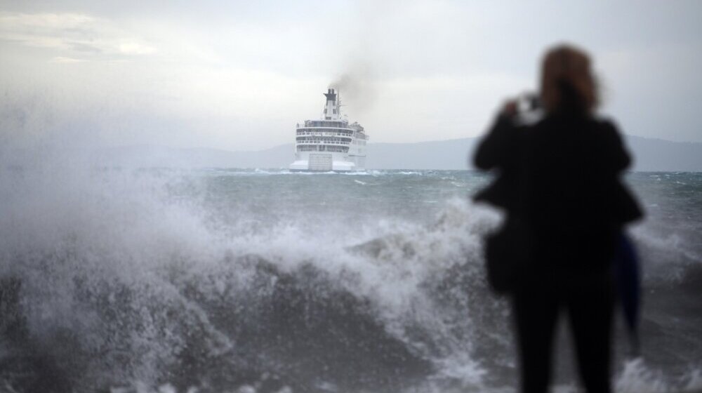 Nevreme u Hrvatskoj, crveno upozorenje za područja Rijeke, Knina i Splita 1