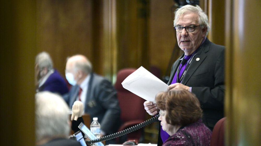 Bivši američki senator optužen da je o državnom trošku išao na putovanja radi seksa s maloletnicima u Evropi 1