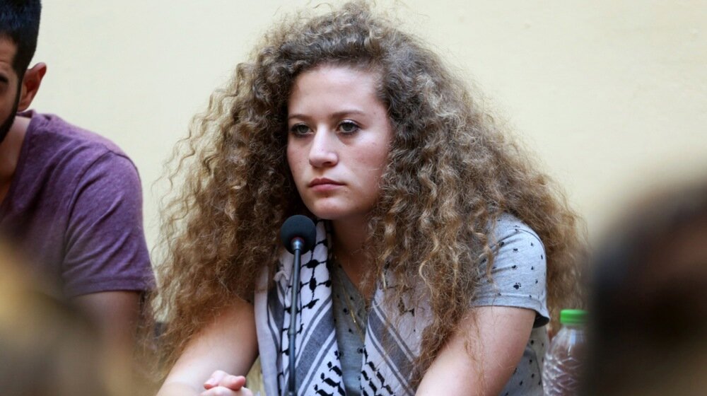Izraelska vojska uhapsila palestinsku aktivistkinju Ahed Tamimi 1