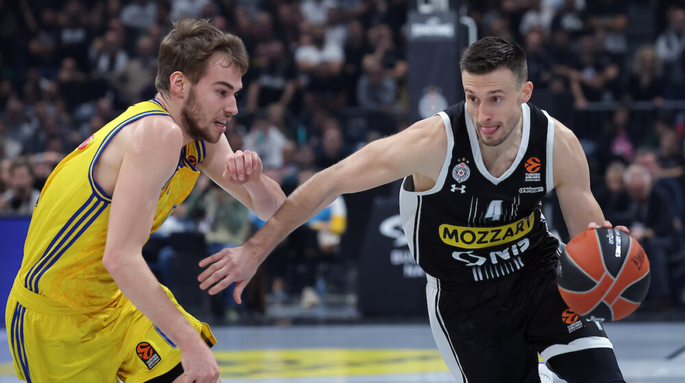 Partizan se mučio tri četvrtine, ali stigao do četvrte pobede u Evroligi 1