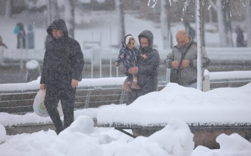 SNEG Kol centar SNS, protest roditelja ubijene dece iz "Ribnikara"...: Ovo su fotografije koje su obeležile prethodnu nedelju 6