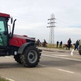 Brisanje iz kreditnog biroa, ukidanje akciza na gorivo, krediti sa kamatom od jedan odsto: Zašto poljoprivrednici blokiraju puteve i šta traže Vladi Srbije? 13