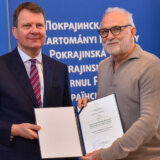 Mirović uručio sertifikat "Najbolje iz Vojvodine" filmskom festivalu Lazara Ristovskog 11