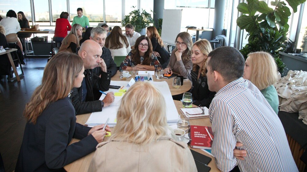 U novom ciklusu programa Finansijska pismenost više od 1.500 učenika 1