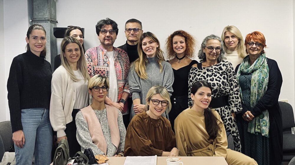 U pozorištu Atelje 212 počele su  probe komada "Mama": O ulozi za koju smo naučeni da treba da bude prirodna 1