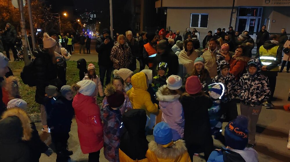 Stanari naselja Vojvode Vlahovića protestovali zbog višegodišnjih problema 1