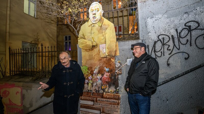 Na Malim stepenicama u Beogradu inaugurisan novi spomenik Branku Ćopiću 1