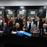 Naš propust a njihova bruka, ispravićemo tehničku pogrešku: Dalibor Jekić, „Ujedinjeni protiv nasilja - Nada za Kragujevac” o najavi da će GIK „oboriti njihovu listu” 3