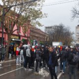 “Vučić rekonstrukciju Srednjoškolskog centra najavio još u kampanji 2020. godine, a od tada smo dobili novi stadion”: Nastavnica Gimnazije iz Zaječara o protestu đaka 11