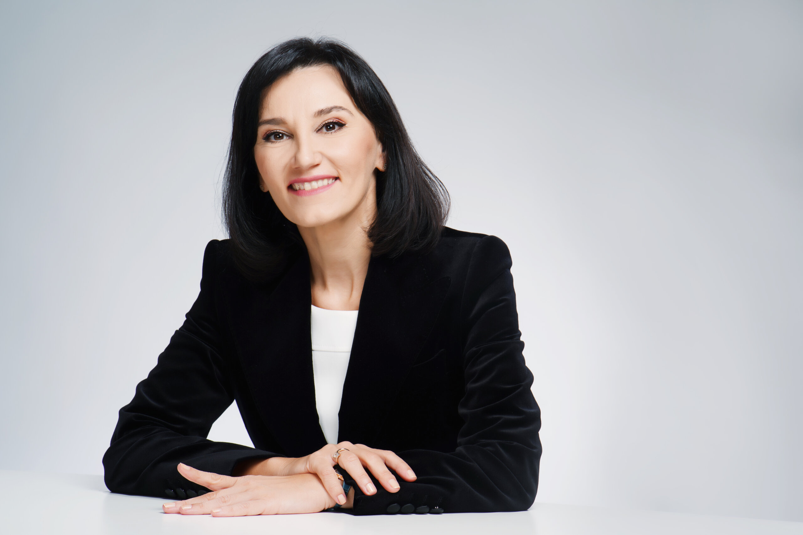 Čitajte Forbes Srbija! 2 Čitajte Forbes Srbija! 2