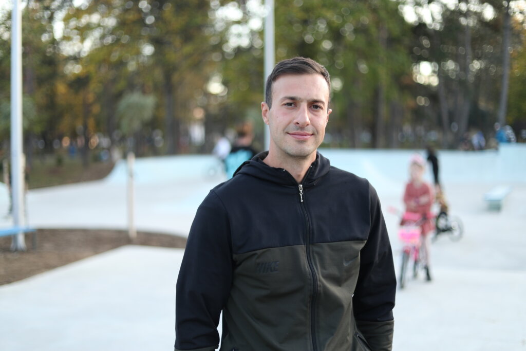 Kul pista za "drajv flipove", k’o iz Majamija: Kako izgleda najveći betonski skejt park u Srbiji koji je otvoren u Kragujevcu (FOTO) 5