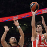 Zvezda pobedila Bajern u "Areni", Teodosič i Jago nosili crveno-bele do važnog trijumfa 13