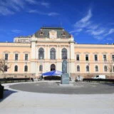 Za vlast kapitalni projekat, za opoziciju panična kampanja SNS-a i zloupotreba dece: Danas svečano otvaranje Trga vojvode Radomira Putnika u Kragujevcu 4
