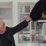 U okviru pratećeg programa 6. Festivala malih pozorišnih formi, u Zaječaru otvorena izložba karikatura „Sva Nušićeva lica u crtežu Zorana Tovirca“ 5