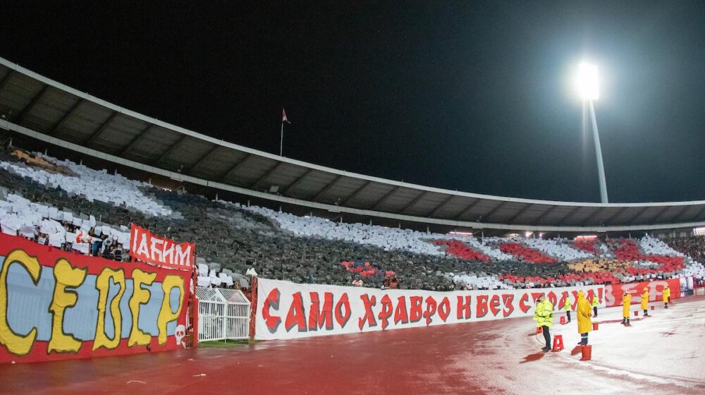 Navijač pao sa tribine na glavu, lekari se bore za njegov život: Nesrećan slučaj na utakmici Crvena zvezda-Lajpcig 1