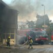 U Nišu i dalje borba s teškim požarom u fabrici 14