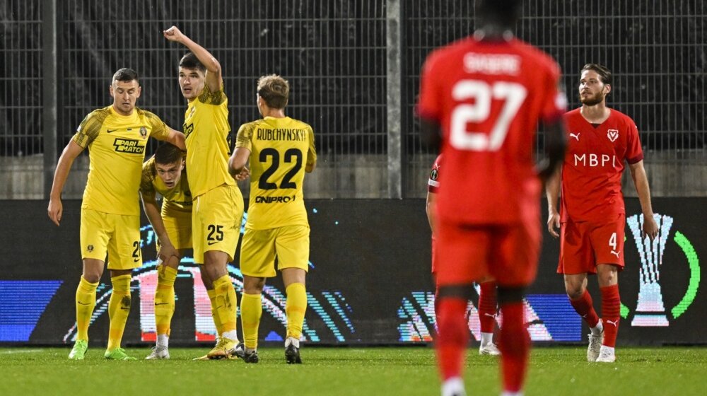 Utakmica ukrajinskog prvenstva trajala pet sati, meč u Dnjipru prekidan zbog vazdušne opasnosti 1