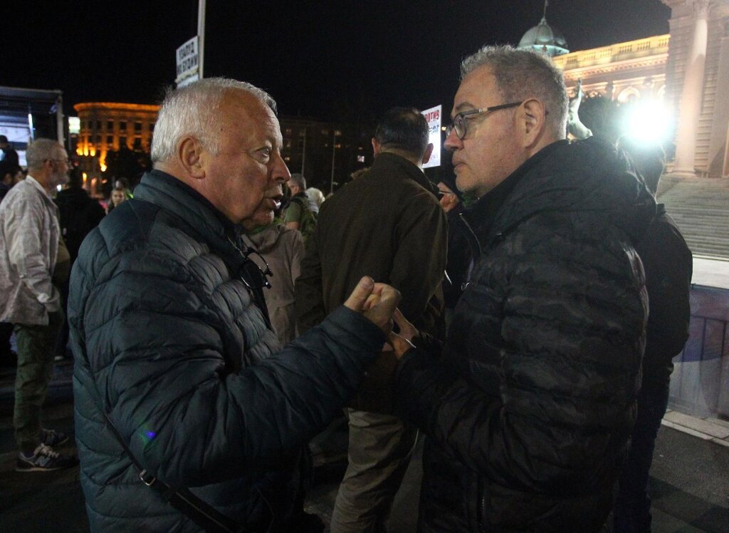 Kako je izgledao 27. protest „Srbija protiv nasilja“ u slikama (FOTO) 4