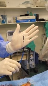 foto, kardiologija najmanji pejsmejker na svetu 5, foto ukc nis U UKC Niš danas su urađene dve ugradnje "najmanjeg pejsmejkera na svetu" 4