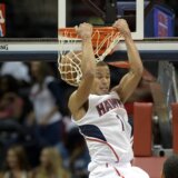 Šta sve možeš kad se učlaniš u SNS: Klub Željka Rebrače doveo bivšeg NBA igrača 3