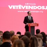 Samoopredeljenje potrošilo pola miliona evra 8