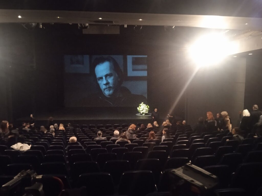 Žarko Laušević, počela komemoracija glumcu u Jugoslovenskom dramskom pozorištu 2 Žarko Laušević