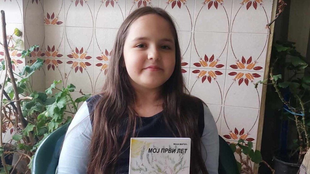 “Do sada sam napisala oko 30 pesama, a najomiljenija mi je 'Najbolji tata na svetu', koja je posvećena mom tati”: Kako je mala Maša iz Zaječara napisala prvu knjigu 1