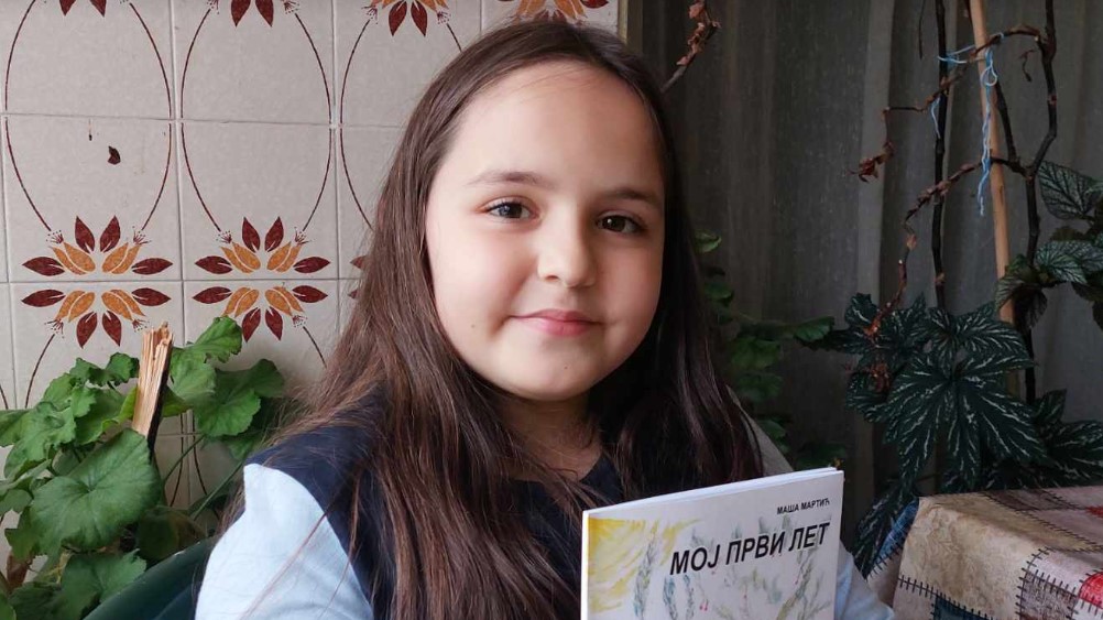 “Do sada sam napisala oko 30 pesama, a najomiljenija mi je 'Najbolji tata na svetu', koja je posvećena mom tati”: Kako je mala Maša iz Zaječara napisala prvu knjigu 4