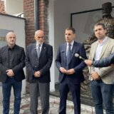 Lideri POKS-a i Novog DSS pozvali na nacionalno pomirenje ispred spomen sobe Draži Mihailoviću 11