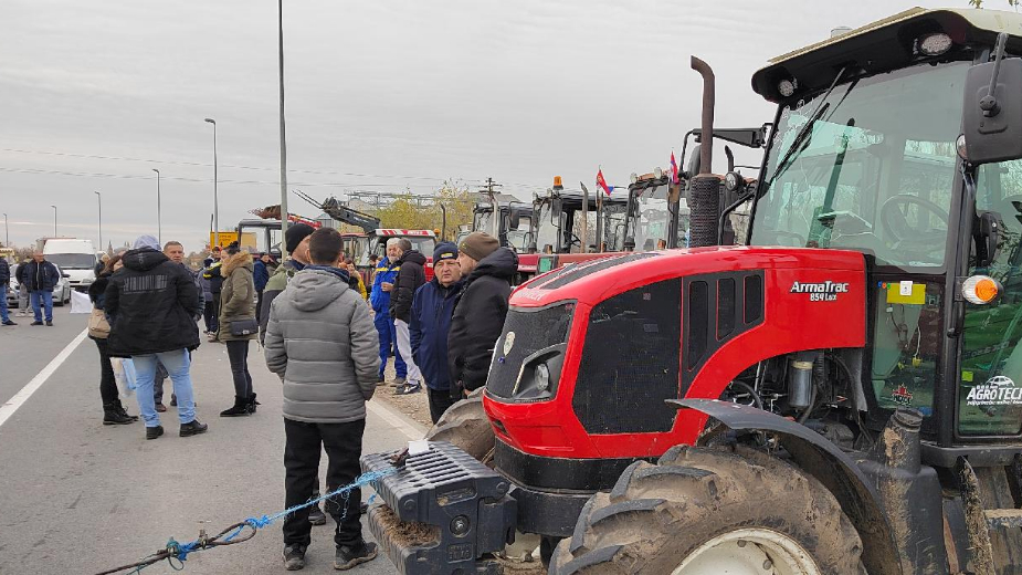 Poljoprivrednici ponovo spremni za blokade ako Vlada na sledećem sastanku ne ispuni dogovor o povećanju subvencija na 300 evra 2
