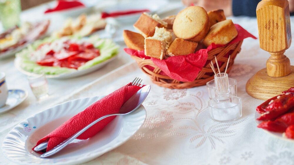 Koliko dana smemo da jedemo preostalu hranu sa slave, otkriva prof. dr Stanković 1